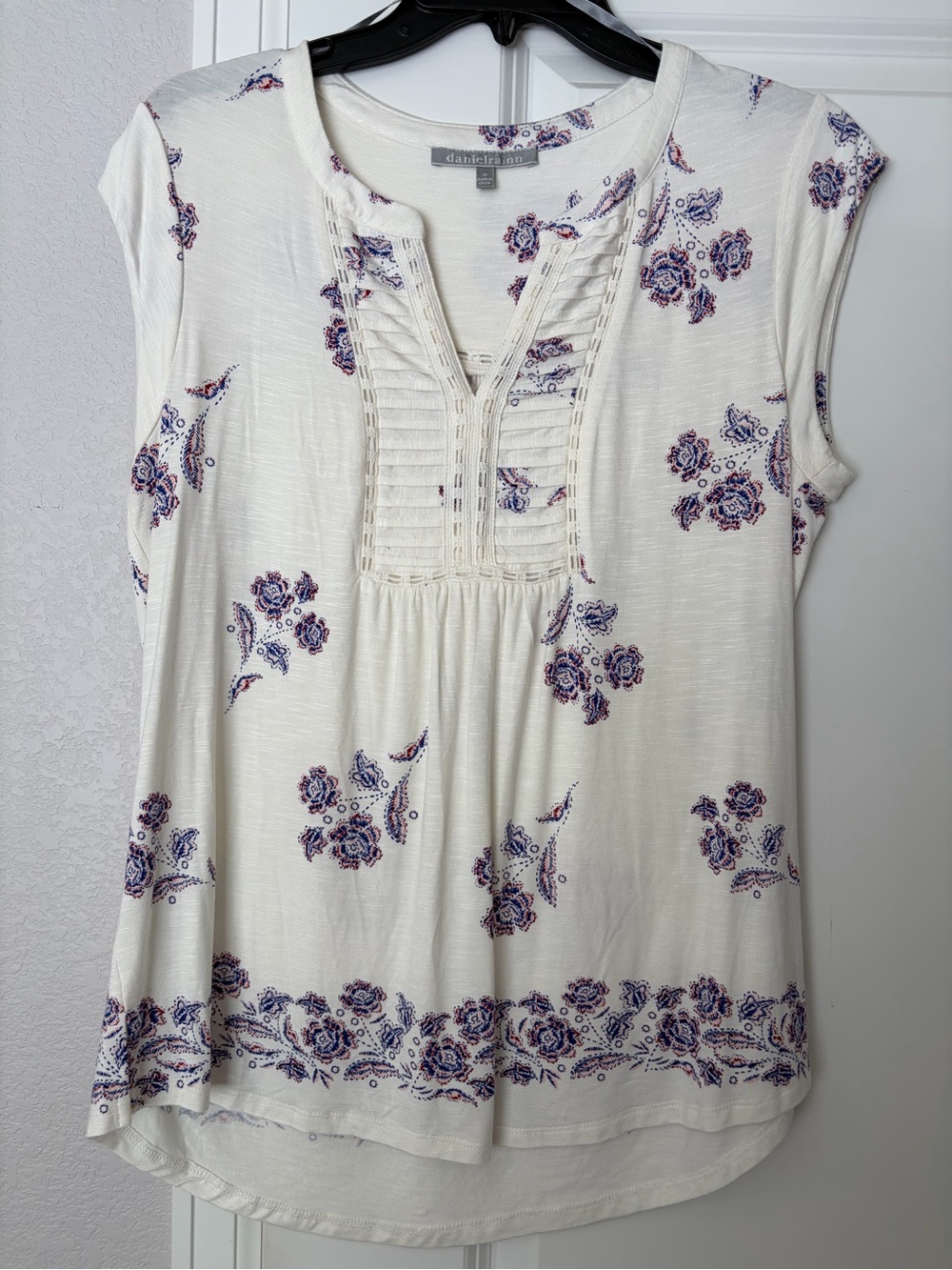 Daniel Rainn Cream Sleeveless Pintuck Top with Purple Floral Print